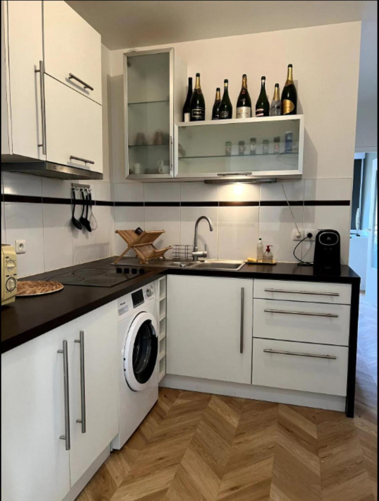 Apartamento Coeur De Reims Logement Entier Exterior foto
